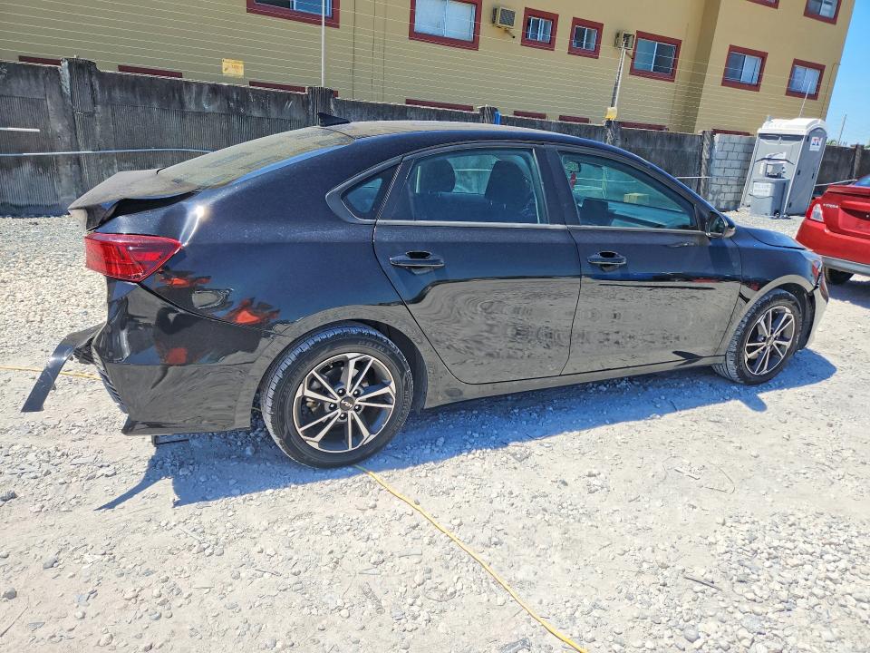 2022 Kia Forte მანქანა იყიდება აუქციონზე, vin: 3KPF24AD1NE481713, აუქციონის ნომერი: 53091996