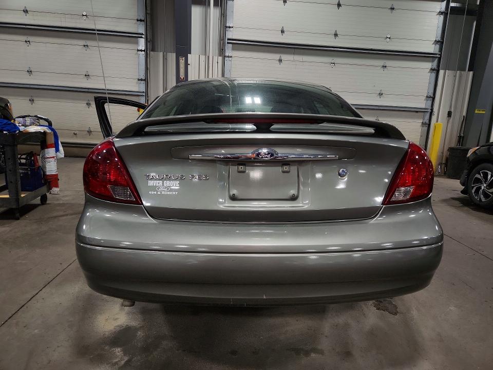 Продажа на аукционе авто 2001 Ford Taurus, vin: 1FAFP55U91G254108, номер лота: 52704766
