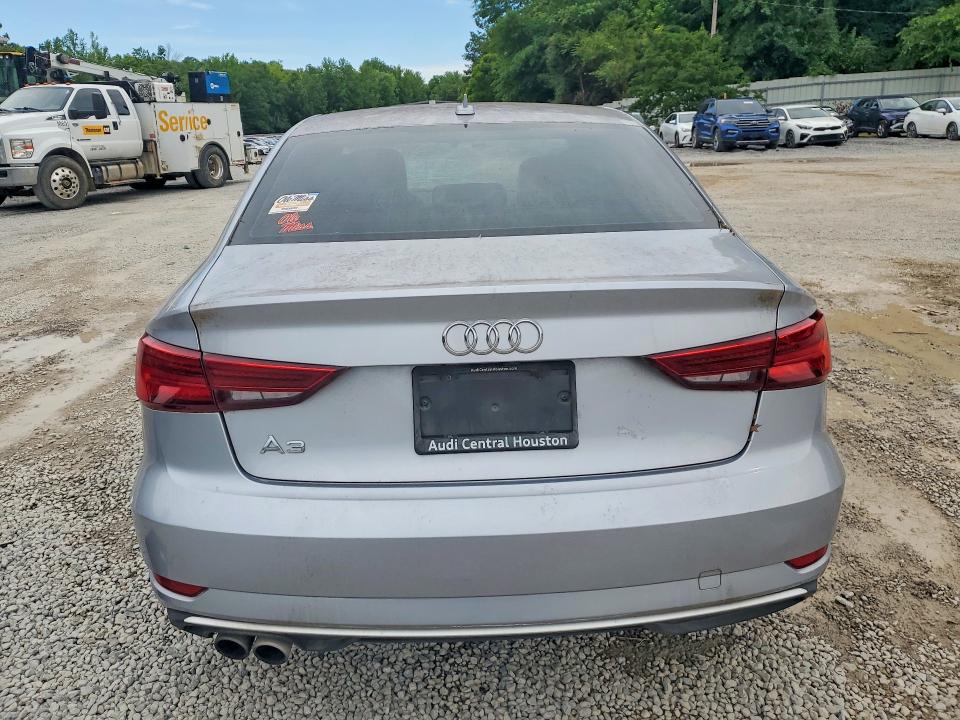 Aukcja sprzedaży 2018 Audi A3, vin: WAUAUGFF3J1059730, numer aukcji: 52504876
