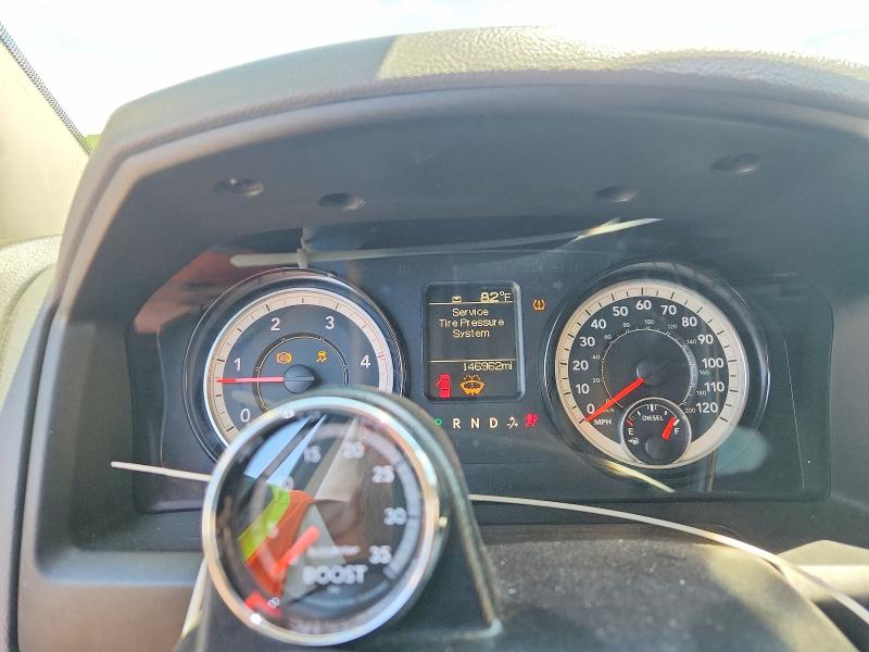 54919896 :رقم المزاد ، 3C6UR5CL0JG107239 vin ، 2018 Ram 2500 مزاد بيع