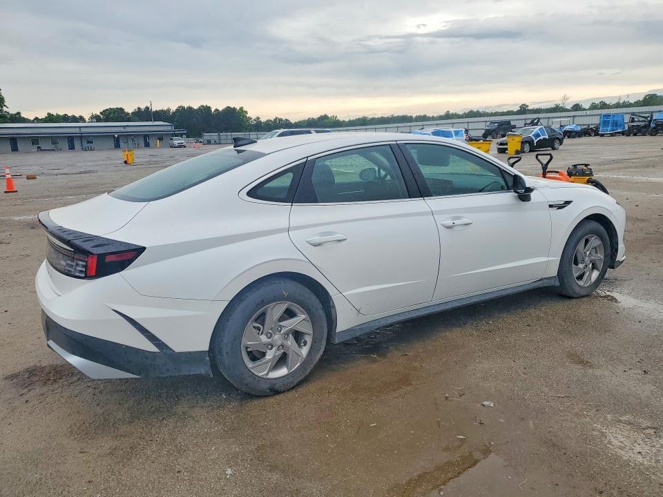 2025 Hyundai Sonata მანქანა იყიდება აუქციონზე, vin: KMHL24JA0SA498845, აუქციონის ნომერი: 52623206