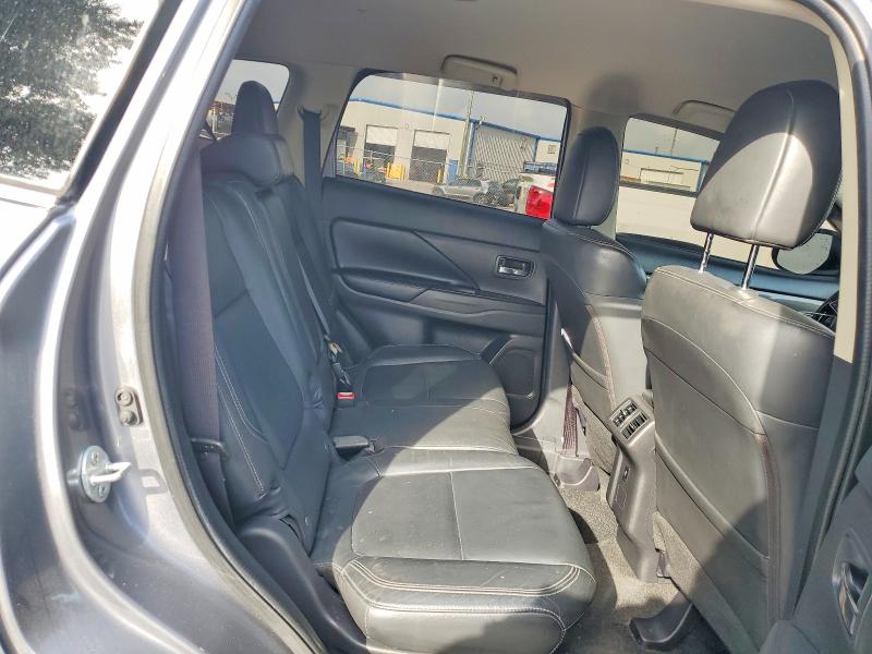 54812606 :رقم المزاد ، JA4AZ3A37KJ001335 vin ، 2019 Mitsubishi Outlander مزاد بيع