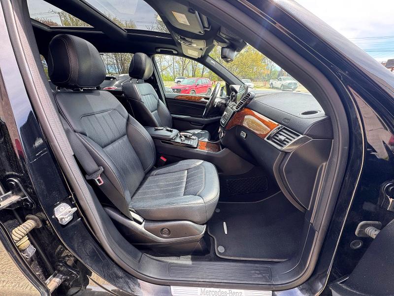 53516136 :رقم المزاد ، 4JGDF6EE9JB178577 vin ، 2018 Mercedes-benz Gls مزاد بيع