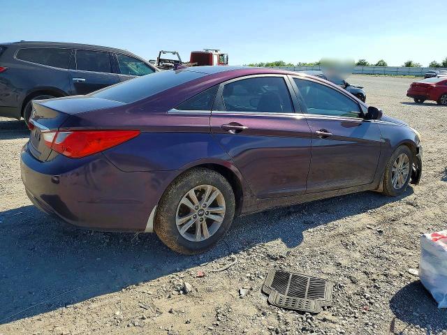 53302446 :رقم المزاد ، 5NPEB4AC8DH532735 vin ، 2013 Hyundai Sonata مزاد بيع