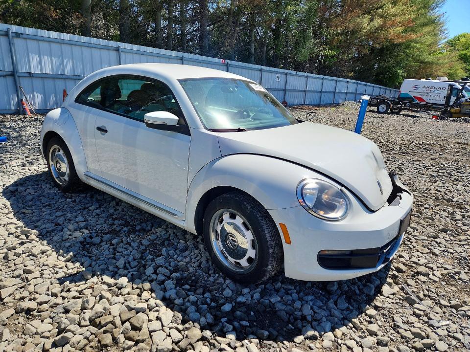 Продажа на аукционе авто 2015 Volkswagen Beetle, vin: 3VWF17AT1FM601154, номер лота: 53406446