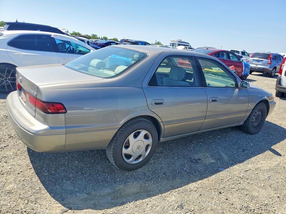52439106 :رقم المزاد ، JT2BF22K4W0121603 vin ، 1998 Toyota Camry مزاد بيع
