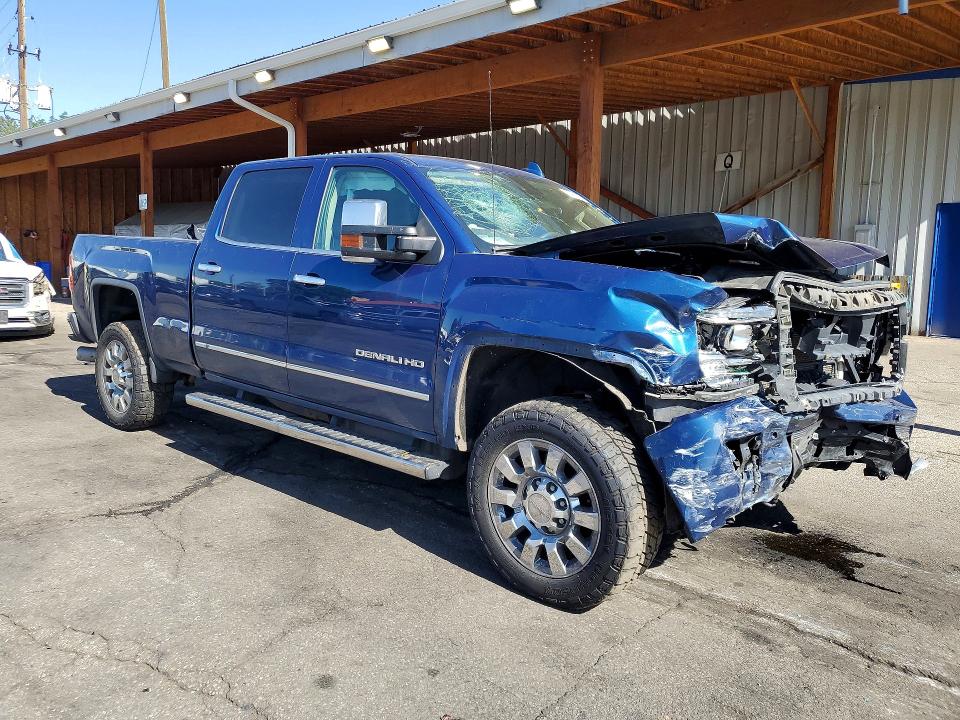 53903136 :رقم المزاد ، 1GT12UE85GF281885 vin ، 2016 Gmc Sierra مزاد بيع