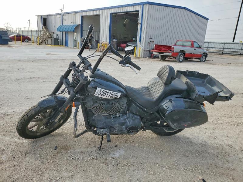 53811526 :رقم المزاد ، 1HD1YXZ2XRB018936 vin ، 2024 Harley-davidson Fxlrst مزاد بيع