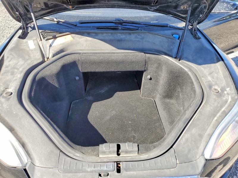 53274116 :رقم المزاد ، 5YJSA1CP8DFP25597 vin ، 2013 Tesla Model S مزاد بيع