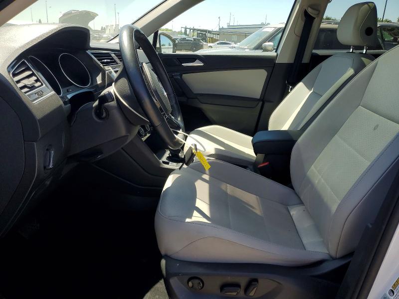 54725046 :رقم المزاد ، 3VV2B7AX1KM124769 vin ، 2019 Volkswagen Tiguan مزاد بيع