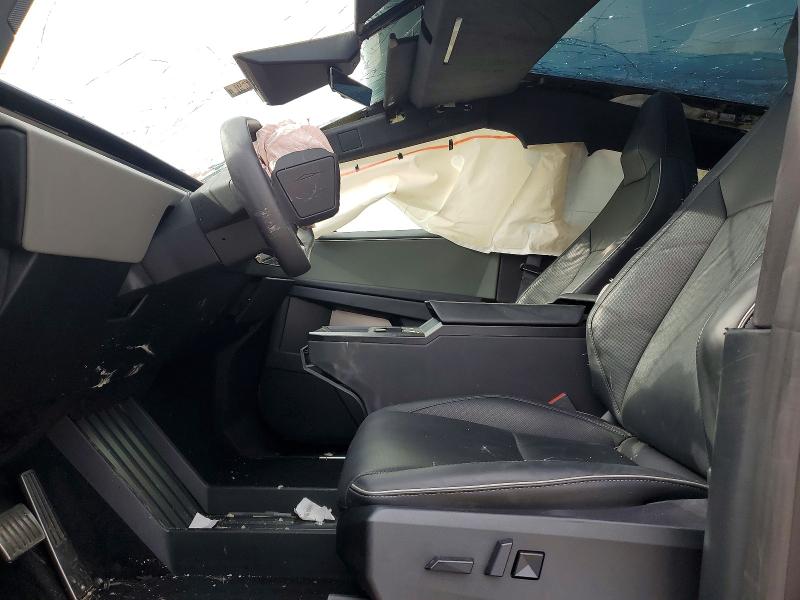 53884706 :رقم المزاد ، 7G2CEHED8RA022443 vin ، 2024 Tesla Cybertruck مزاد بيع