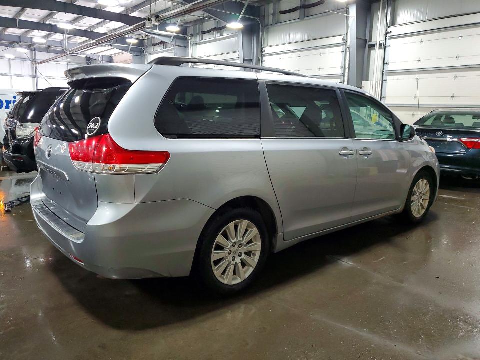 Aukcja sprzedaży 2011 Toyota Sienna, vin: 5TDJK3DC3BS027455, numer aukcji: 54406206