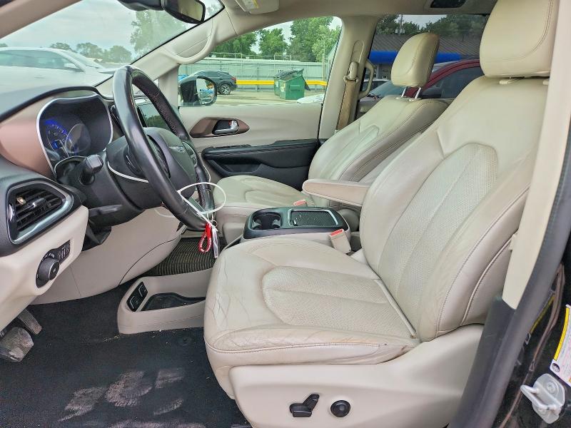 54147456 :رقم المزاد ، 2C4RC1EG0JR321702 vin ، 2018 Chrysler Pacifica مزاد بيع