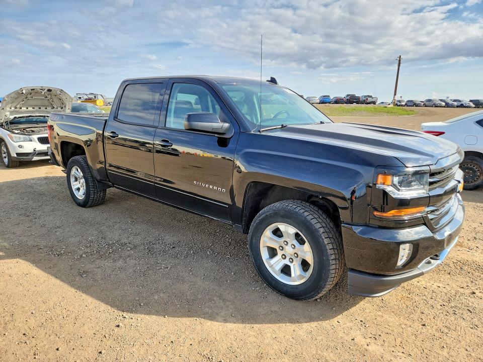 Продаж на аукціоні авто 2018 Chevrolet Silverado, vin: 3GCUKREC3JG478753, номер лоту: 52686926