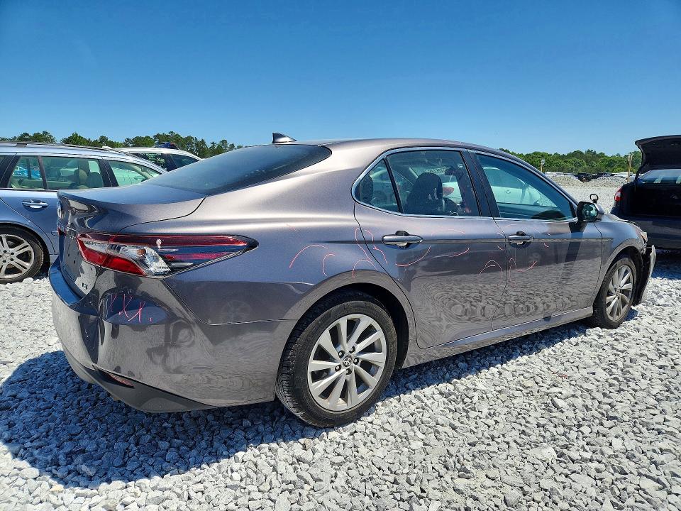Продаж на аукціоні авто 2021 Toyota Camry, vin: 4T1C11AK5MU450396, номер лоту: 53705736