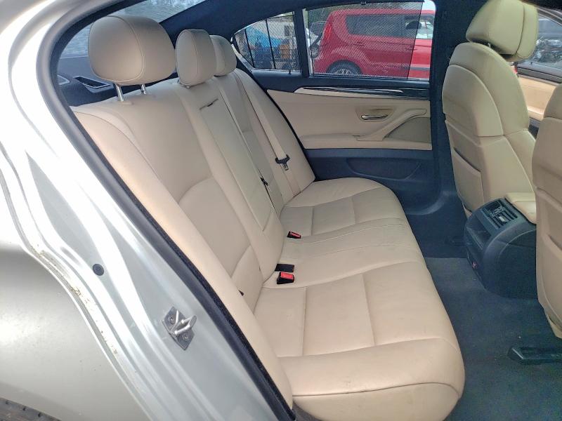 51470076 :رقم المزاد ، WBAFR7C5XBC806510 vin ، 2011 Bmw 535i مزاد بيع