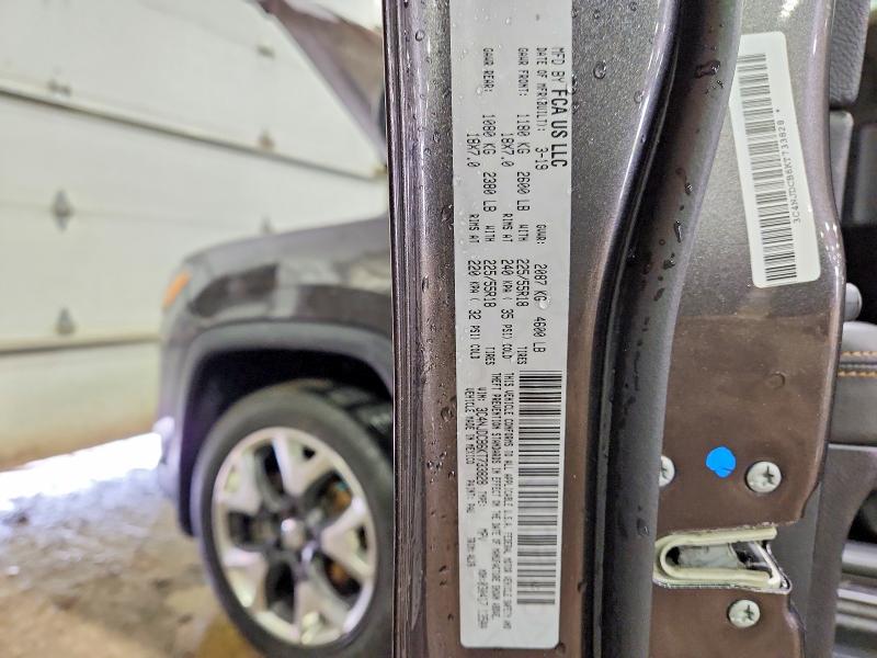 51864786 :رقم المزاد ، 3C4NJDCB6KT733828 vin ، 2019 Jeep Compass مزاد بيع
