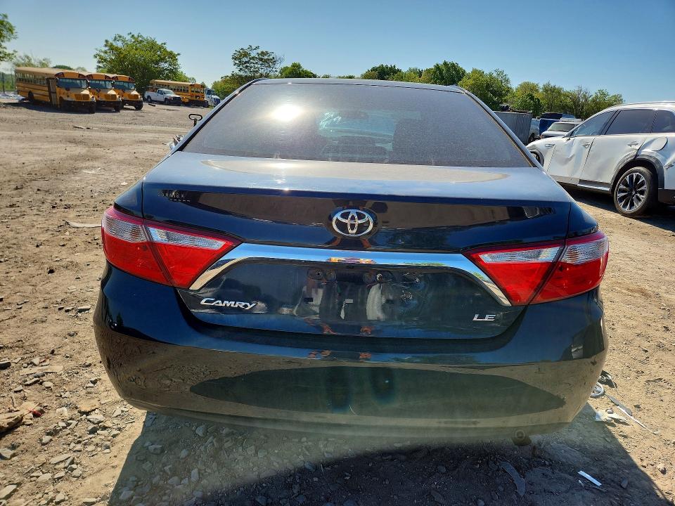 51990626 :رقم المزاد ، 4T4BF1FK7GR517760 vin ، 2016 Toyota Camry مزاد بيع