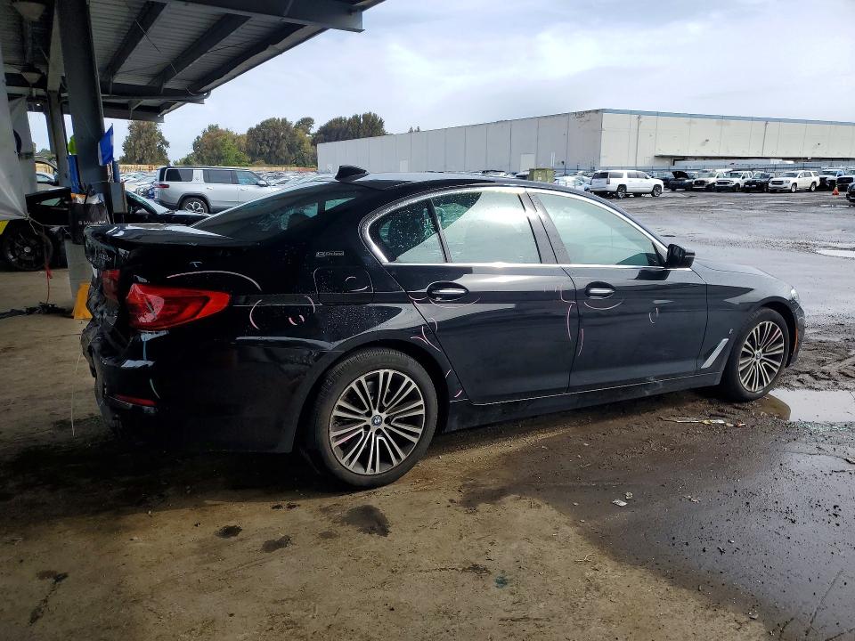Продажа на аукционе авто 2018 Bmw 530e, vin: WBAJA9C53JB033350, номер лота: 55214536