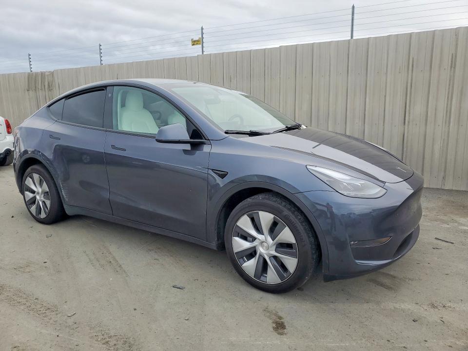52263436 :رقم المزاد ، 7SAYGDEE2PF643958 vin ، 2023 Tesla Model Y مزاد بيع