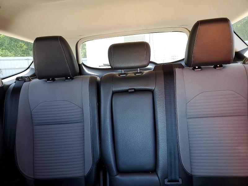 Продажа на аукционе авто 2017 Ford Escape, vin: 1FMCU0J95HUB36607, номер лота: 52167226