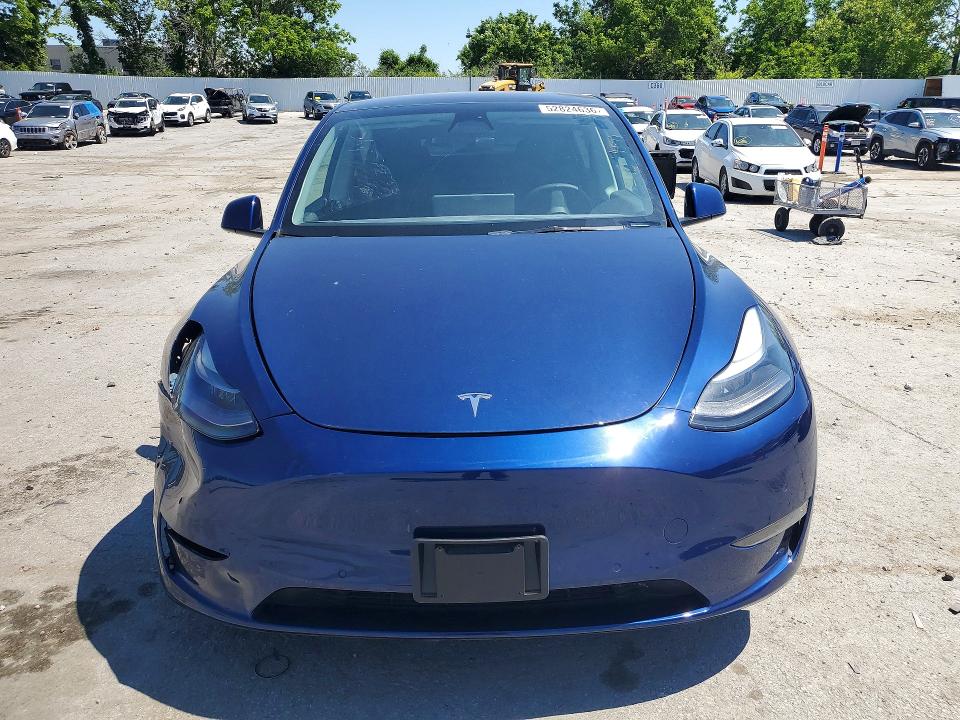 Продажа на аукционе авто 2022 Tesla Model Y, vin: 7SAYGDEF8NF405411, номер лота: 52824636