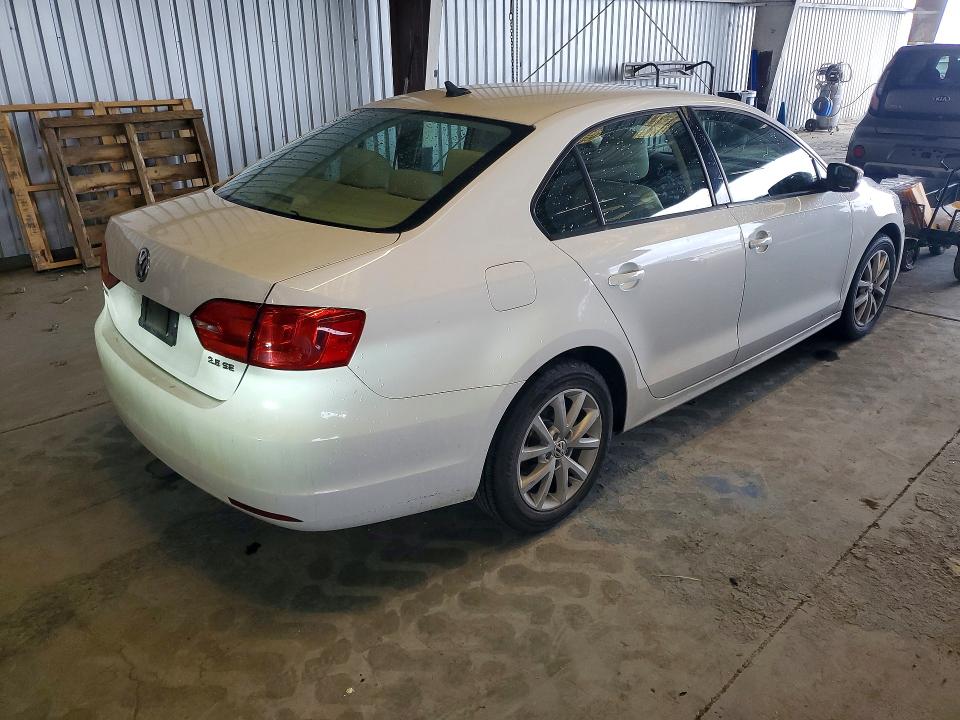 52421376 :رقم المزاد ، 3VWDP7AJ8CM420729 vin ، 2012 Volkswagen Jetta مزاد بيع