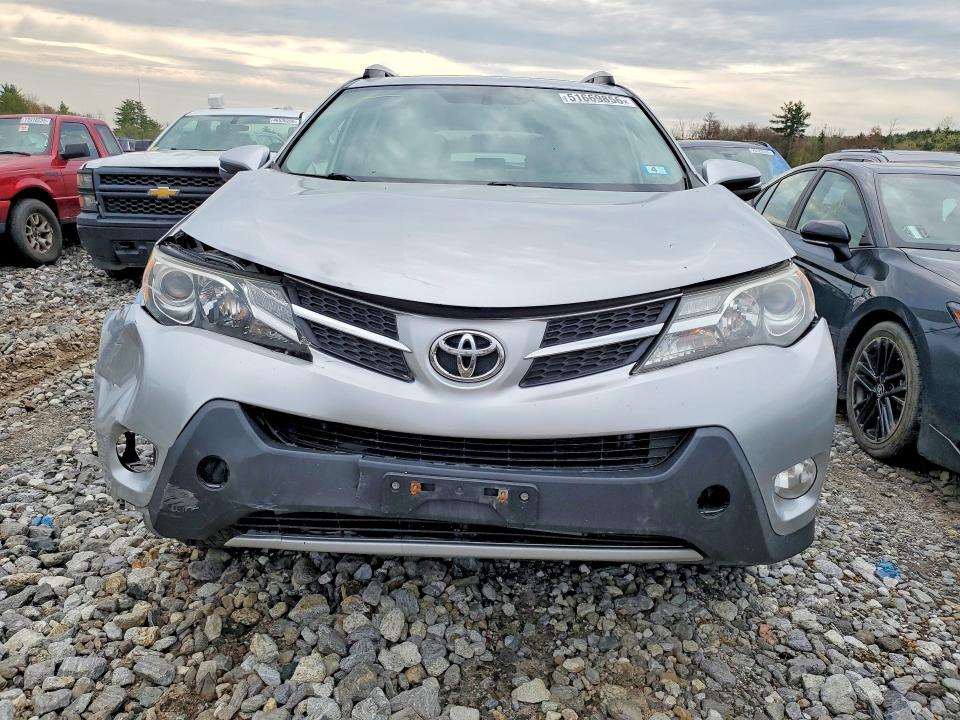 51669856 :رقم المزاد ، JTMDFREV3FD164272 vin ، 2015 Toyota Rav4 مزاد بيع