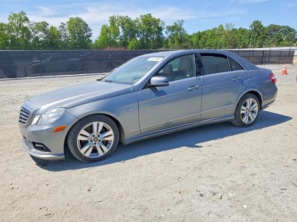 52597586 :رقم المزاد ، WDDHF2EBXBA451057 vin ، 2011 Mercedes-benz E مزاد بيع