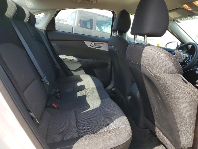 2024 Kia Forte მანქანა იყიდება აუქციონზე, vin: 3KPF24AD5RE827820, აუქციონის ნომერი: 52473336