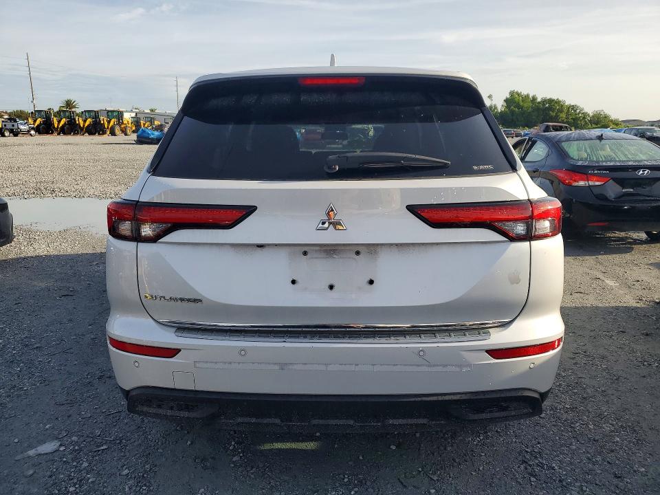Продаж на аукціоні авто 2022 Mitsubishi Outlander, vin: JA4J4TA85NZ033975, номер лоту: 55222676