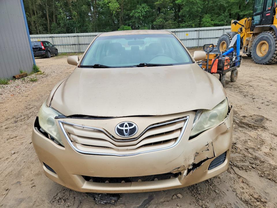 2010 Toyota Camry მანქანა იყიდება აუქციონზე, vin: 4T1BF3EK9AU042210, აუქციონის ნომერი: 53093636