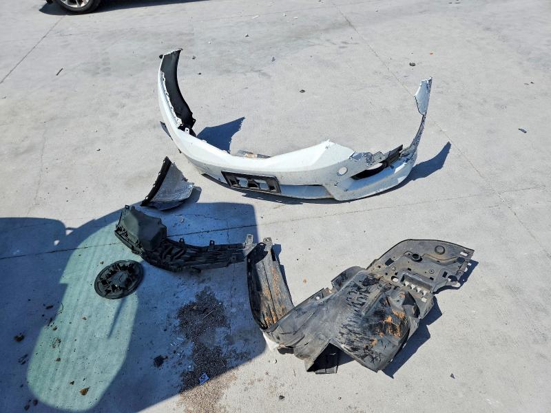 2013 Honda Fit მანქანა იყიდება აუქციონზე, vin: JHMGE8H65DC011957, აუქციონის ნომერი: 53811726
