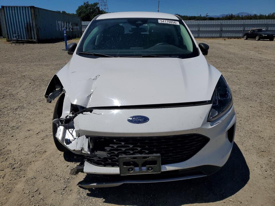Продажа на аукционе авто 2022 Ford Escape, vin: 1FMCU0F60NUB32801, номер лота: 54170856