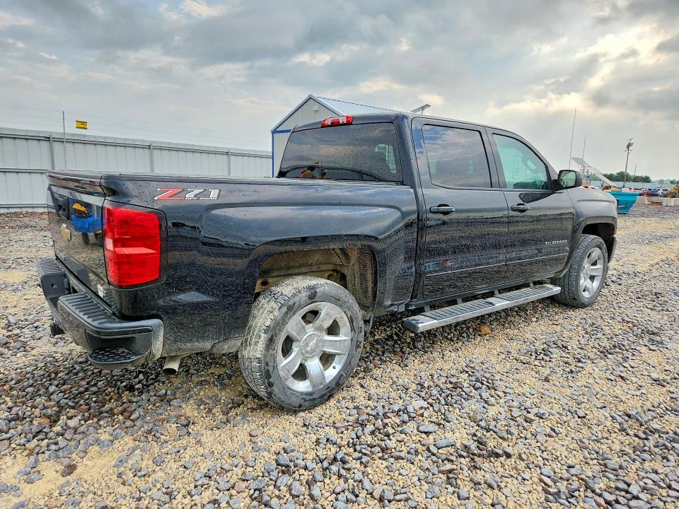 Продажа на аукционе авто 2018 Chevrolet Silverado, vin: 3GCUKREC8JG253812, номер лота: 52961126
