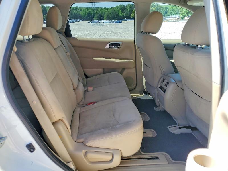 53841606 :رقم المزاد ، 5N1AR2MN4FC698871 vin ، 2015 Nissan Pathfinder مزاد بيع