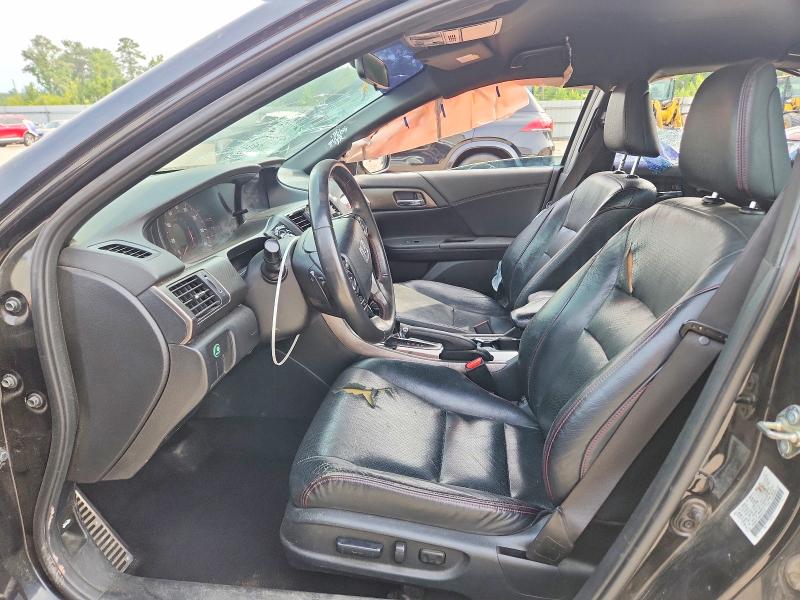 52681146 :رقم المزاد ، 1HGCR2F16HA197133 vin ، 2017 Honda Accord مزاد بيع