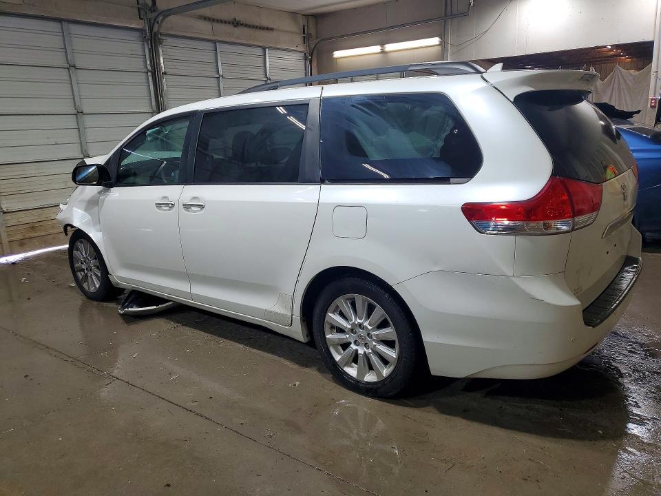 Продажа на аукционе авто 2011 Toyota Sienna, vin: 5TDYK3DCXBS069829, номер лота: 54926606