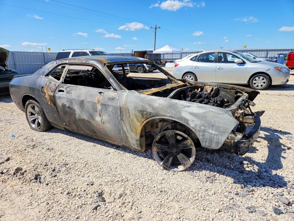 57615566 :رقم المزاد ، 2C3CDZAG6JH242049 vin ، 2018 Dodge Challenger مزاد بيع