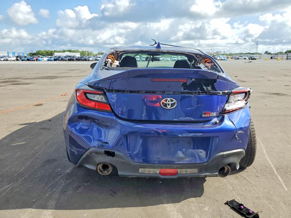Продажа на аукционе авто 2023 Toyota Gr 86, vin: JF1ZNBE17P9754305, номер лота: 53822856