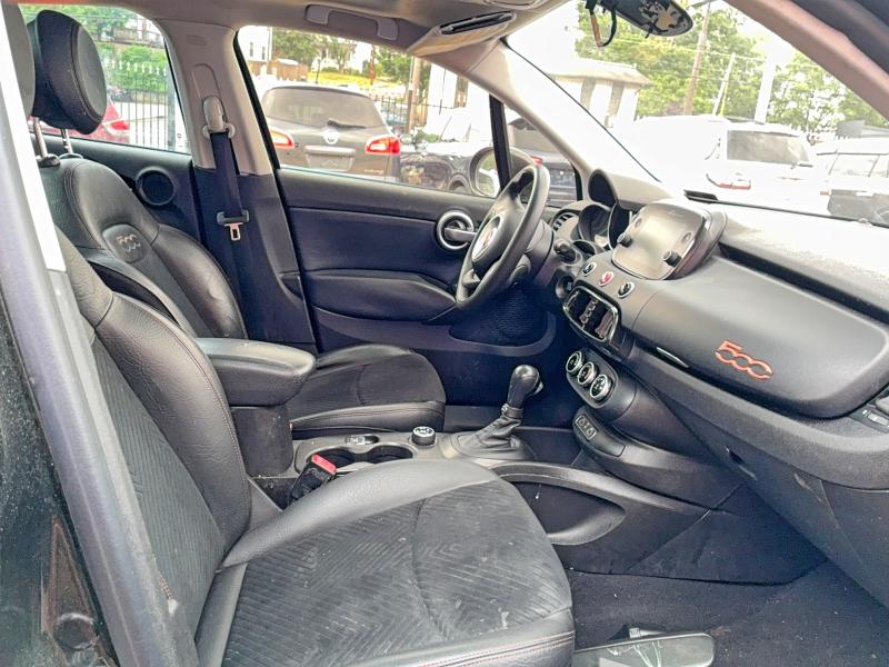 54825316 :رقم المزاد ، ZFBCFYCB9JP642932 vin ، 2018 Fiat 500x مزاد بيع