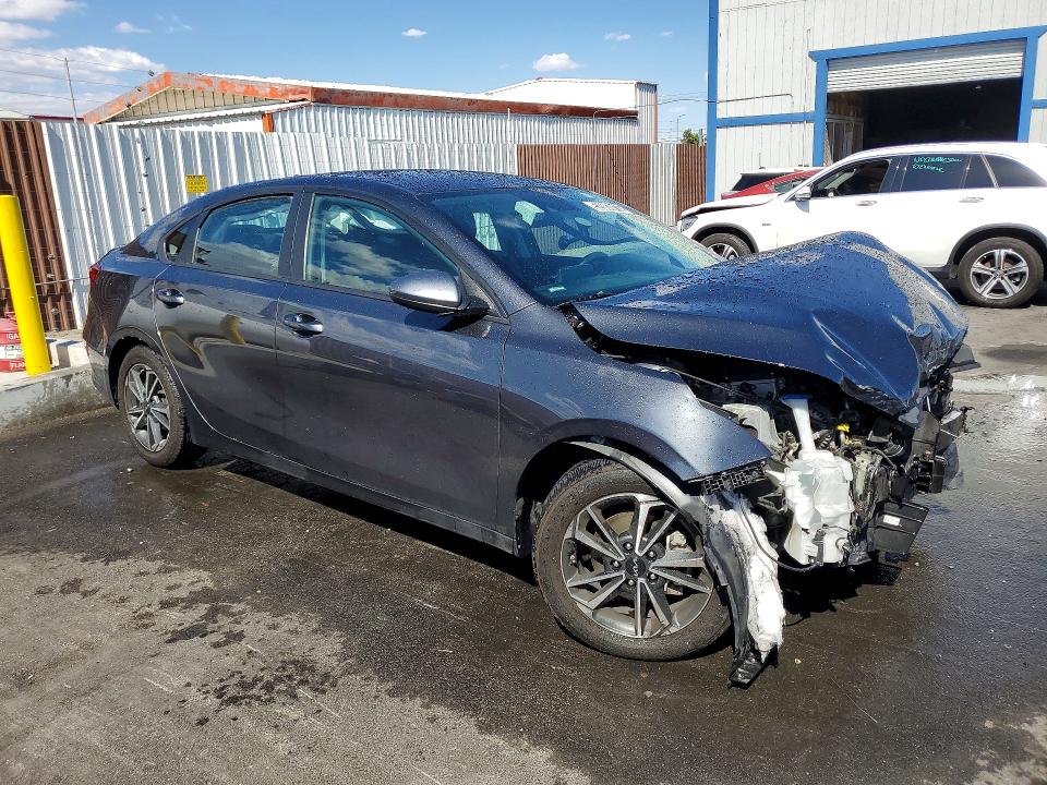 2023 Kia Forte მანქანა იყიდება აუქციონზე, vin: 3KPF24AD9PE590908, აუქციონის ნომერი: 52603016