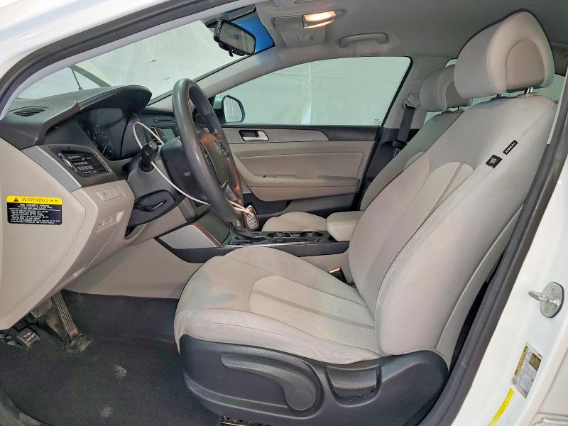 2016 Hyundai Sonata Hybrid მანქანა იყიდება აუქციონზე, vin: KMHE24L19GA010716, აუქციონის ნომერი: 52775536