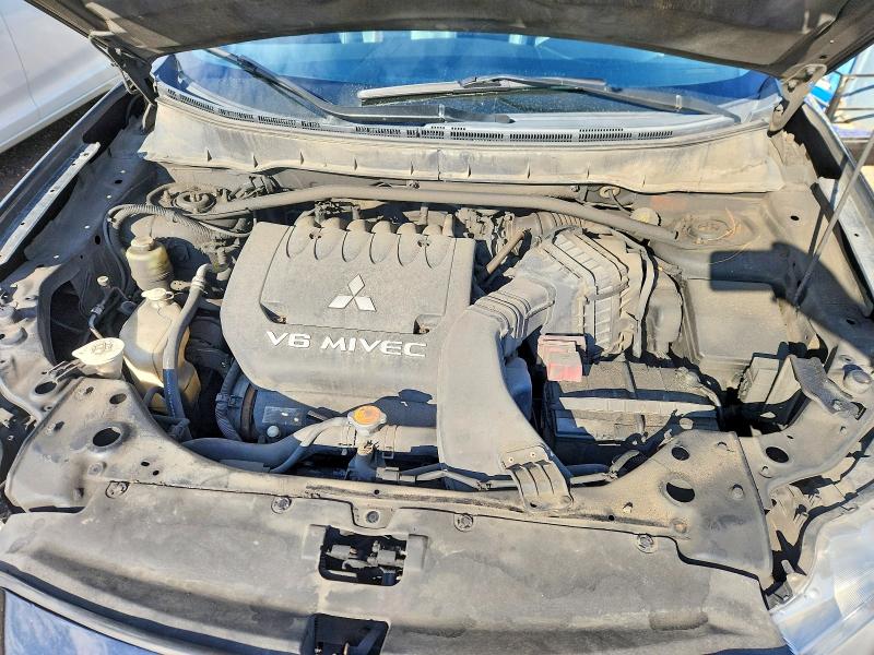 52122736 :رقم المزاد ، JA4JT5AXXAZ605834 vin ، 2010 Mitsubishi Outlander مزاد بيع