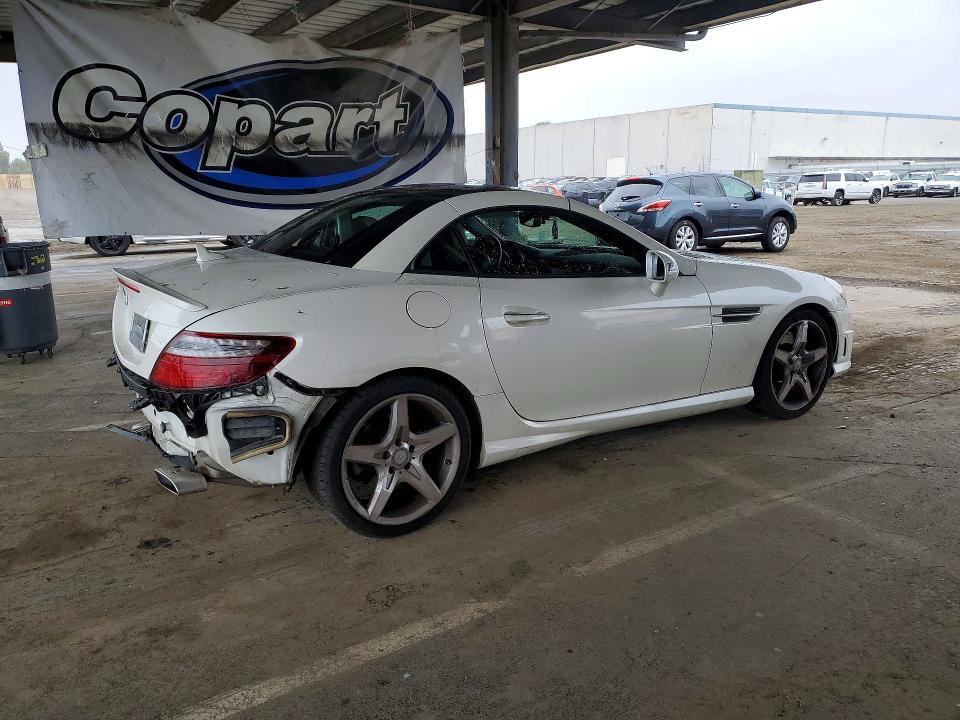 Aukcja sprzedaży 2013 Mercedes-benz Slk, vin: WDDPK5HA9DF055431, numer aukcji: 52188216