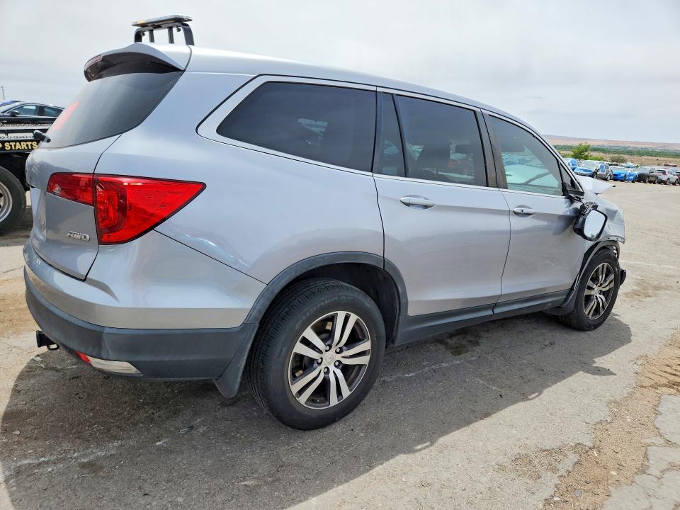 52241656 :رقم المزاد ، 5FNYF6H87HB032102 vin ، 2017 Honda Pilot مزاد بيع