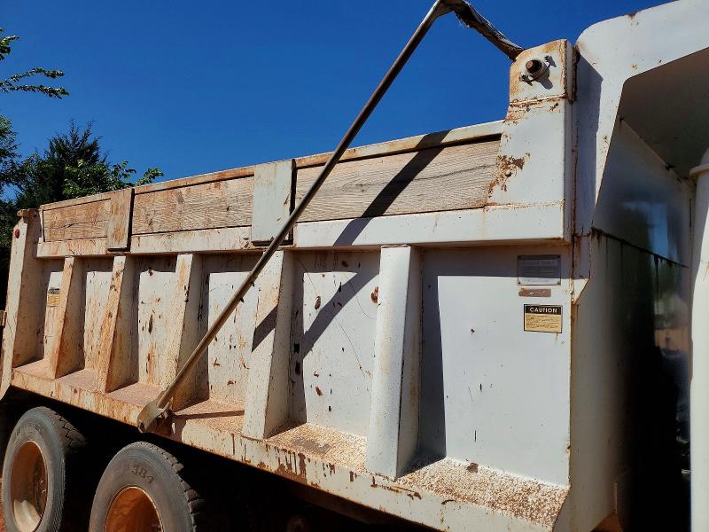 47898086 :رقم المزاد ، 1HTSHPPR1PH524741 vin ، 1993 International 490 مزاد بيع