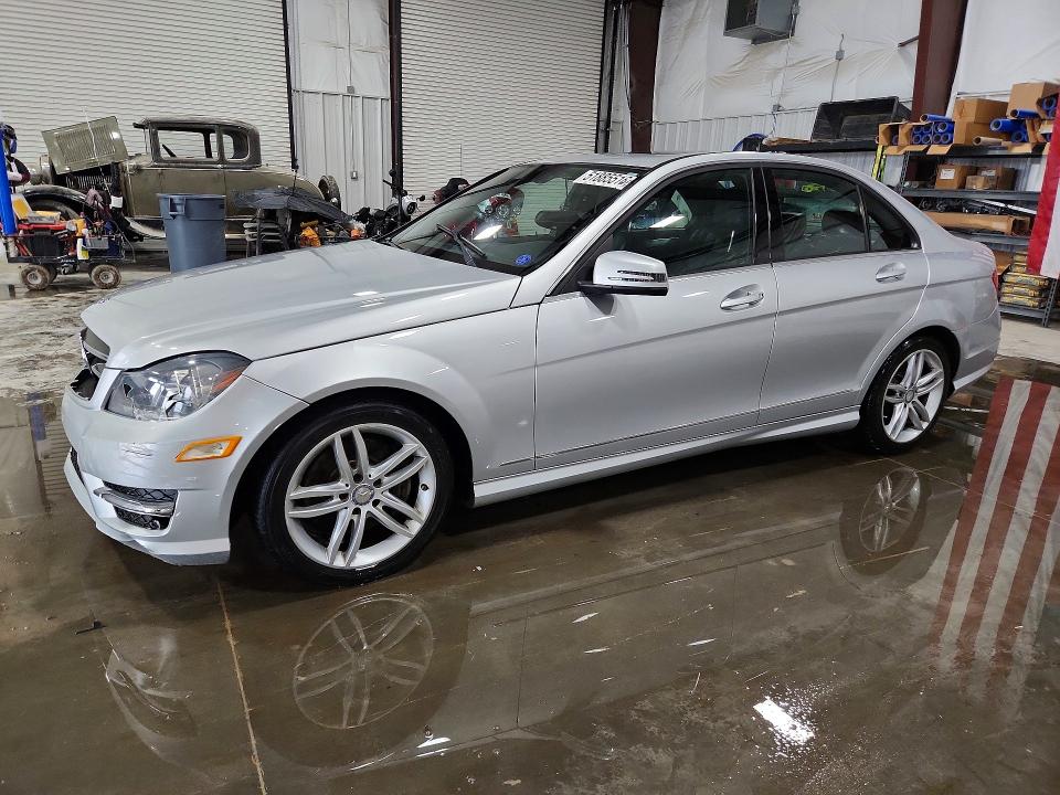 51885516 :رقم المزاد ، WDDGF8AB8EA934653 vin ، 2014 Mercedes-benz C مزاد بيع
