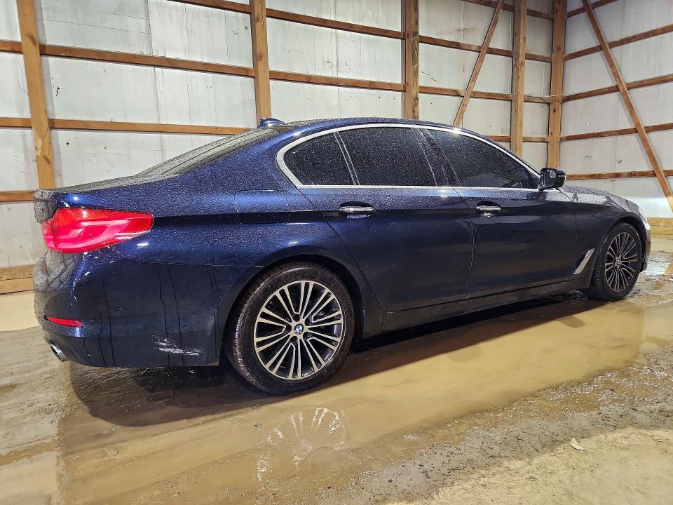 51181486 :رقم المزاد ، WBAJA7C35HG903941 vin ، 2017 Bmw 530 مزاد بيع