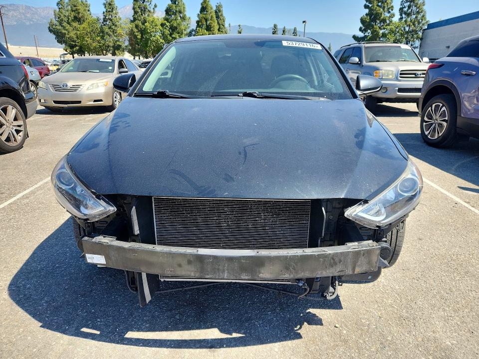 Продажа на аукционе авто 2018 Hyundai Elantra, vin: 5NPD74LF0JH299739, номер лота: 53729116